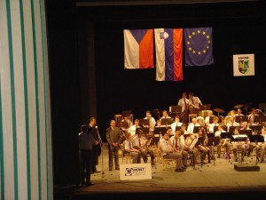 2004 05 - návštěva slovinského orchestru v Karviné - společný koncert s Májovákem