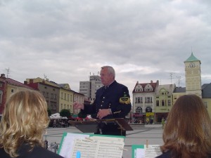 2004 08 - koncert na náměstí v Karviné